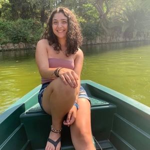 Meet your Posher, Francesca